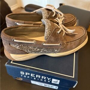 Sperry Intrepid Graphite Floral size 7 women’s